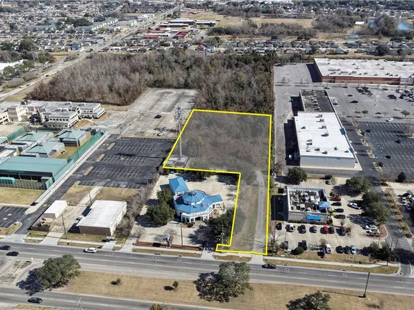 1705 Manhattan Blvd, Harvey, LA 70058