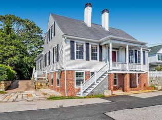 13 Gravel St, Mystic, CT 06355