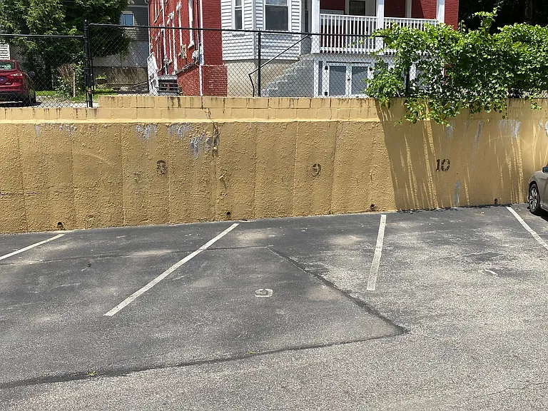 148 Sycamore St #16 — Photo 24