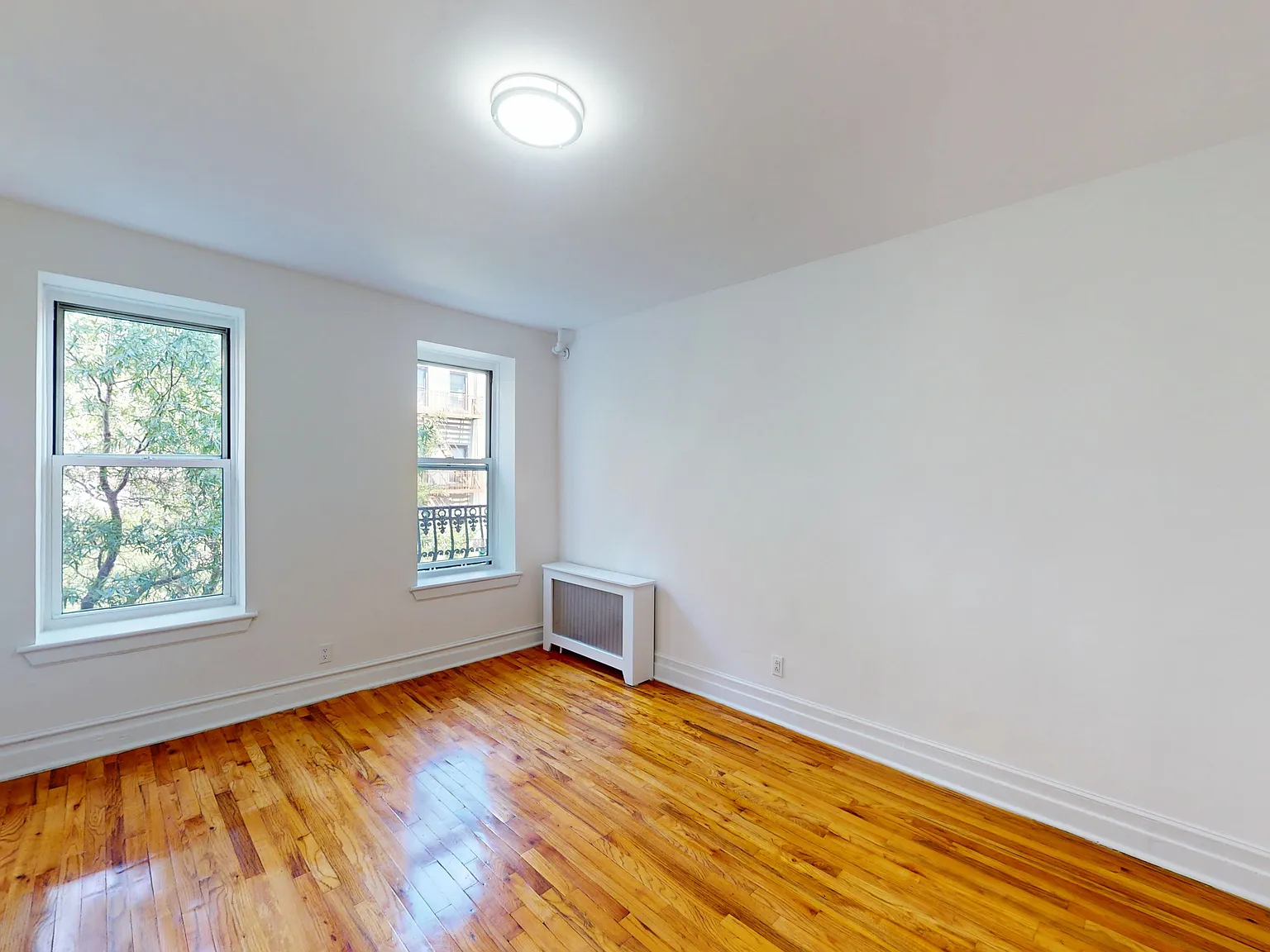 220 East 89th Street — Photo 3