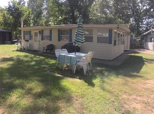 18 Long Meadow Dr, Glocester, RI 02859