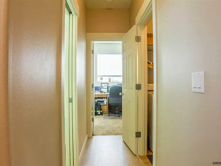 4823 SW Roseberry St — Photo 14