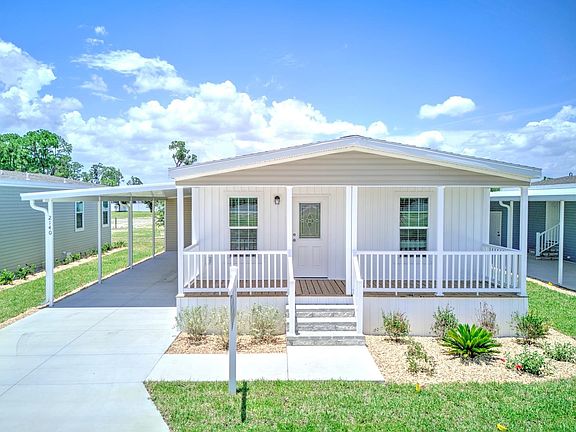 Exterior Image-2-Skyline 119 JV Rum Runner