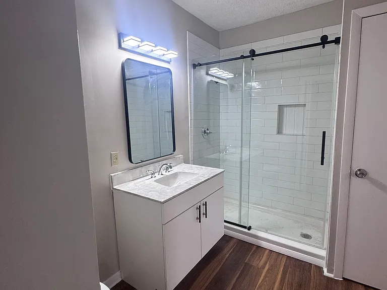 7363 Hyannis Dr — Photo 22