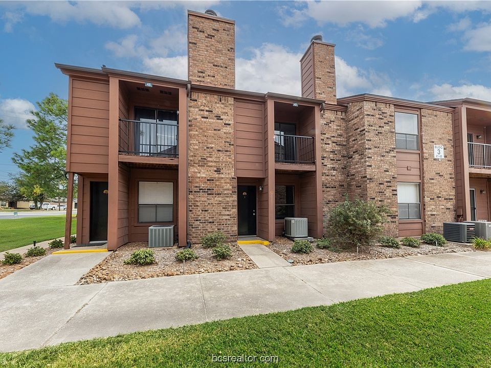 1st image of 904 University Dr #47