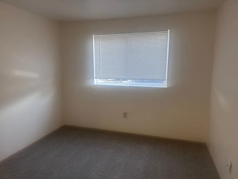 Willow Glen Apartments — Photo 7