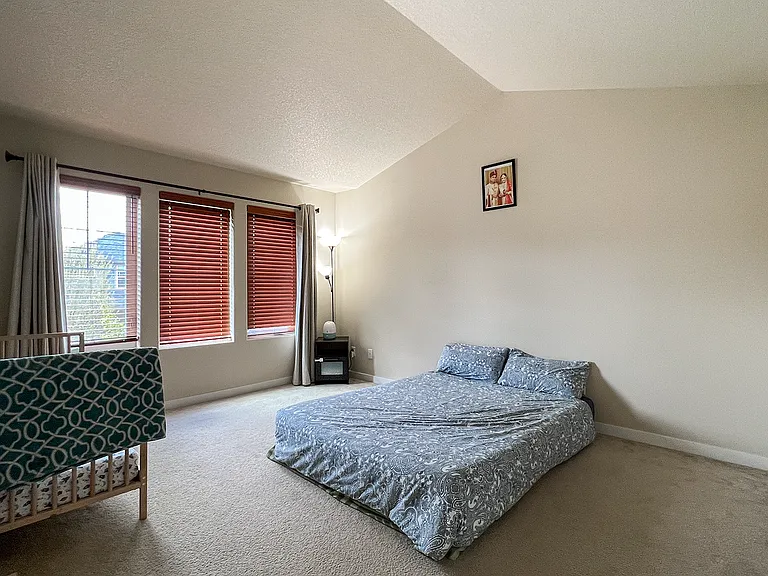 206 SW Marsuda Ter — Photo 20