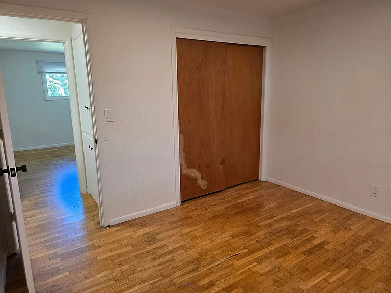 1315 Pacific St — Photo 8