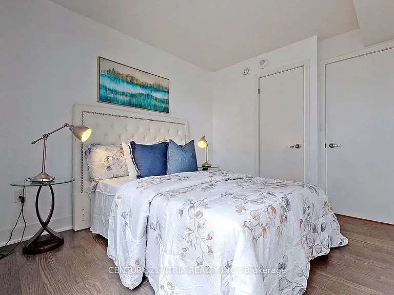 955 Bay St #1505 — Photo 6