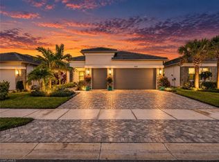 12239 Bonnet Dr, Naples, FL 34120