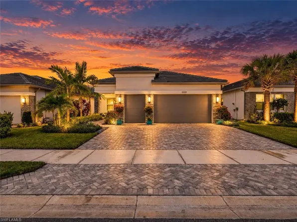 12239 Bonnet DR, NAPLES, FL 34120