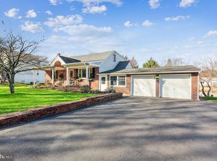 62 Springdale Ave, Huntingdon Valley, PA 19006