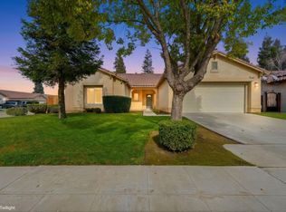 2102 E Tami Ct, Fowler, CA 93625