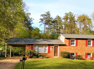113 Winewood Dr, Locust Grove, VA 22508