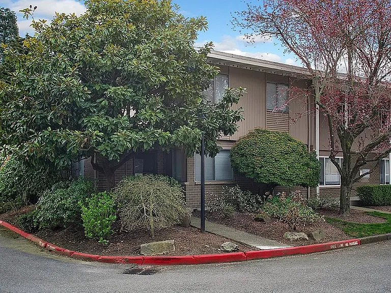 12200 SE 60th St #5892 — Photo 1