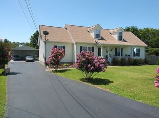 108 E Crawford Ct, Bell Buckle, TN 37020