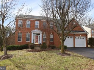 7710 Royal Azalea Ct, Springfield, VA 22153