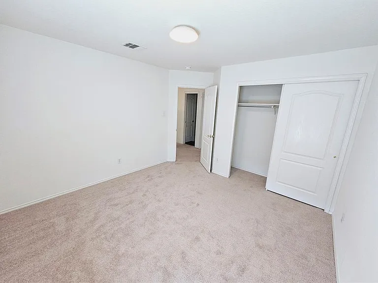 7020 Doyal Dr — Photo 13