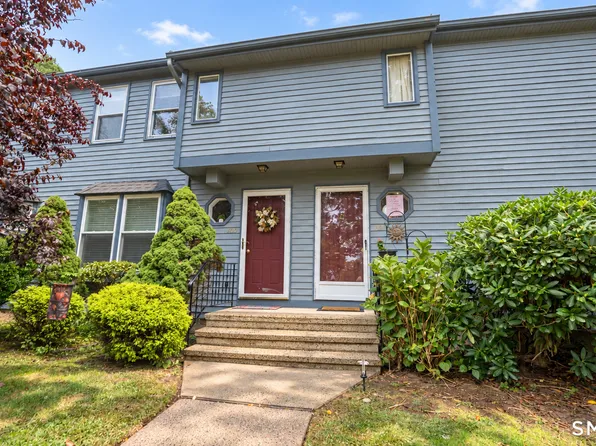 1 Abbott Road #100, Ellington, CT 06029