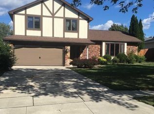 87 Round Trail Rd, Buffalo, NY 14218