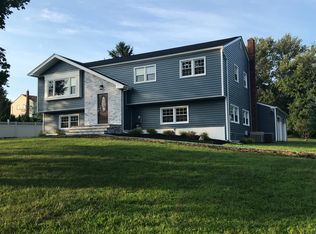 15 Sunset Dr, Whippany, NJ 07981