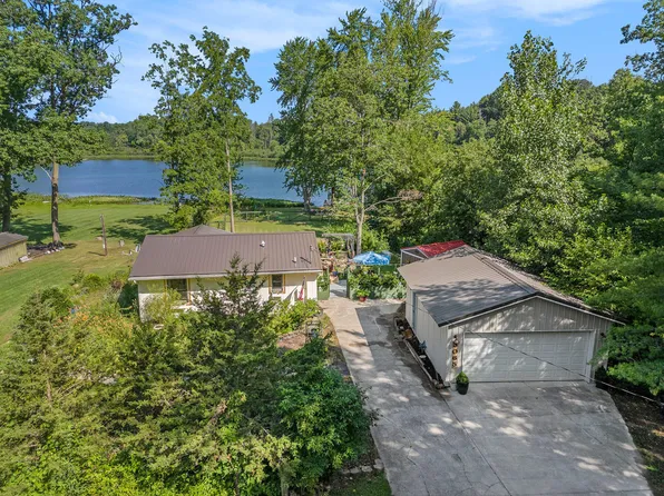 3065 Perch Dr, Allegan, MI 49010