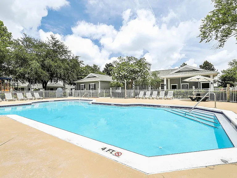 Cambridge Cove and Kathleen Pointe Apartment Homes — Photo 4