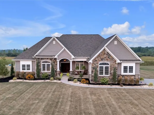 7045 Pine Lake Ter, Pendleton, NY 14120