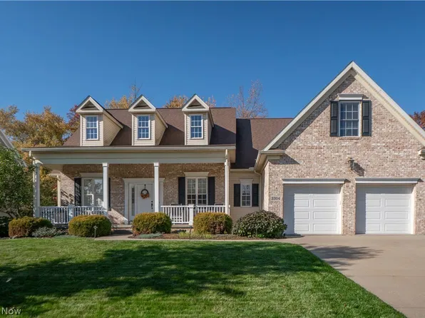 3304 Millwood Ln, Uniontown, OH 44685
