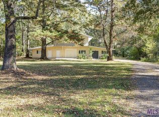 15210 El Ranchitos Ave, Pride, LA 70770