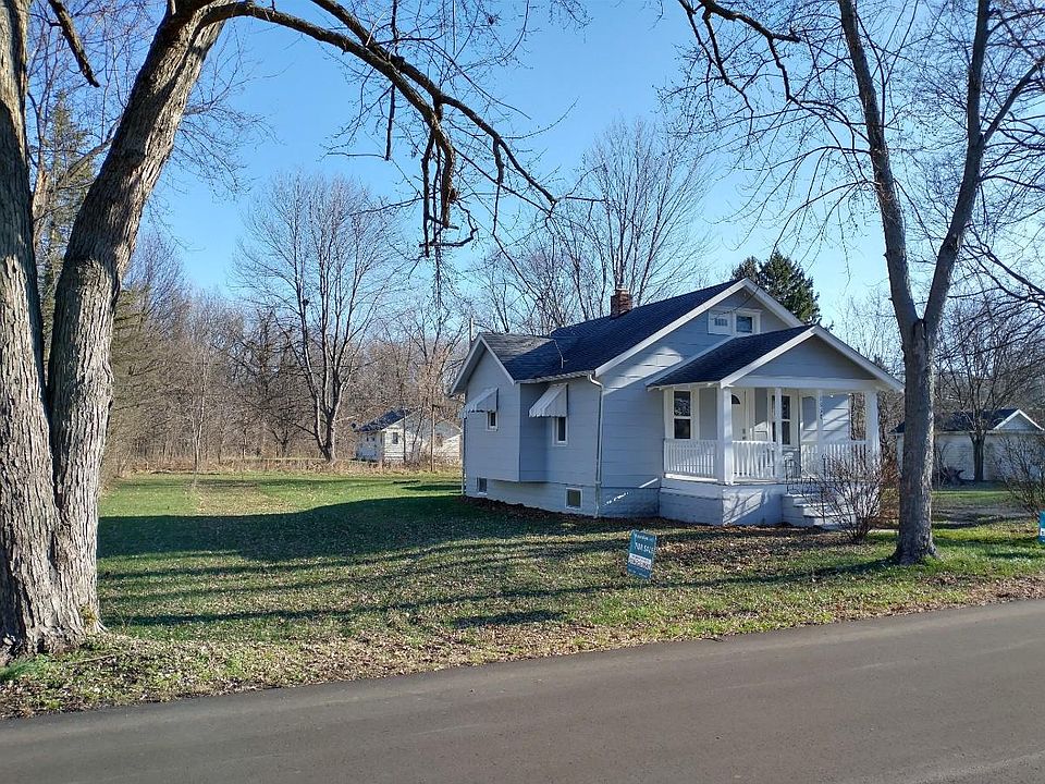 1st image of 1830 Huron St