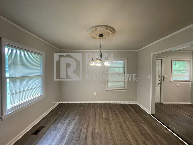 5351 Finsbury Dr — Photo 5