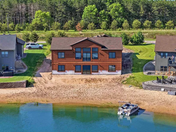 W5772 Island Vw, New Lisbon, WI 53950