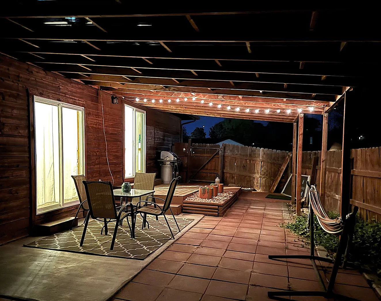 3 bed, 1368 sqft, $2,200 — Photo 1