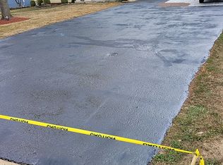 181 Kendall Rd, Kendall Park, NJ 08824