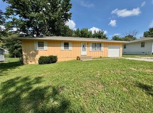 177 SE 411th Rd, Warrensburg, MO 64093