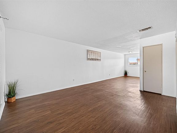 4th image of 7714 Renwick Dr #D13
