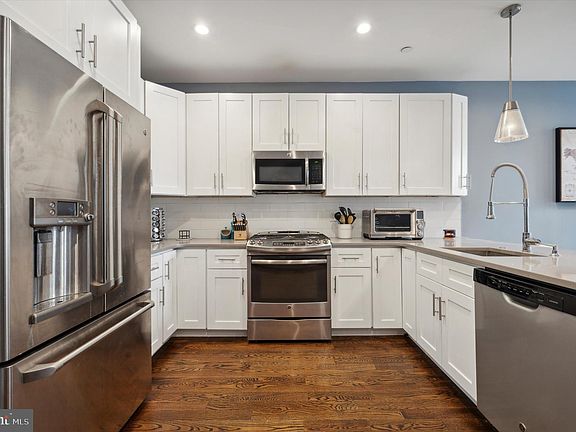 2nd image of 1213 N 5th St #1
