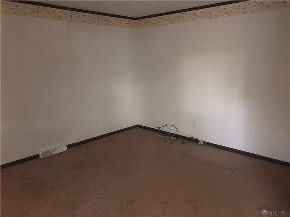 5th image of 1824 Darst Ave