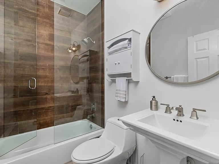 1222 NE 18th Ave #1 — Photo 26