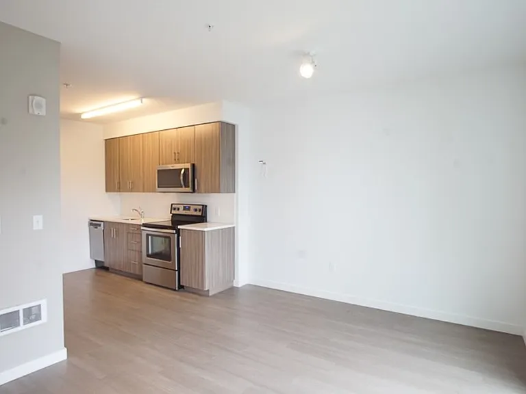 1313 SE Spokane St #409 — Photo 5