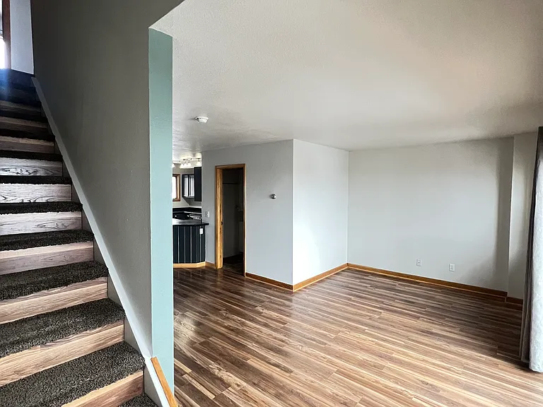 410 E Topaz Ave #B — Photo 12