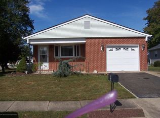 5 Olympic St, Toms River, NJ 08757