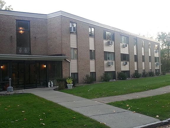 5th image of 8121 Valle Dr APT A7