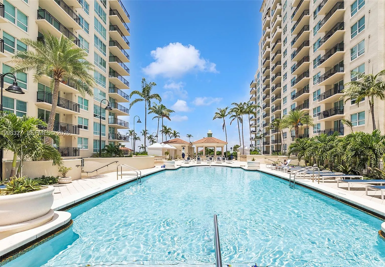 Symphony North Condo — Photo 1