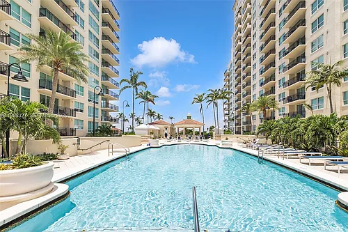 610 W Las Olas Blvd #1121N Photo 1