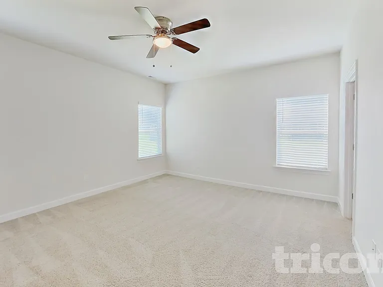 2402 Valverde Way — Photo 7