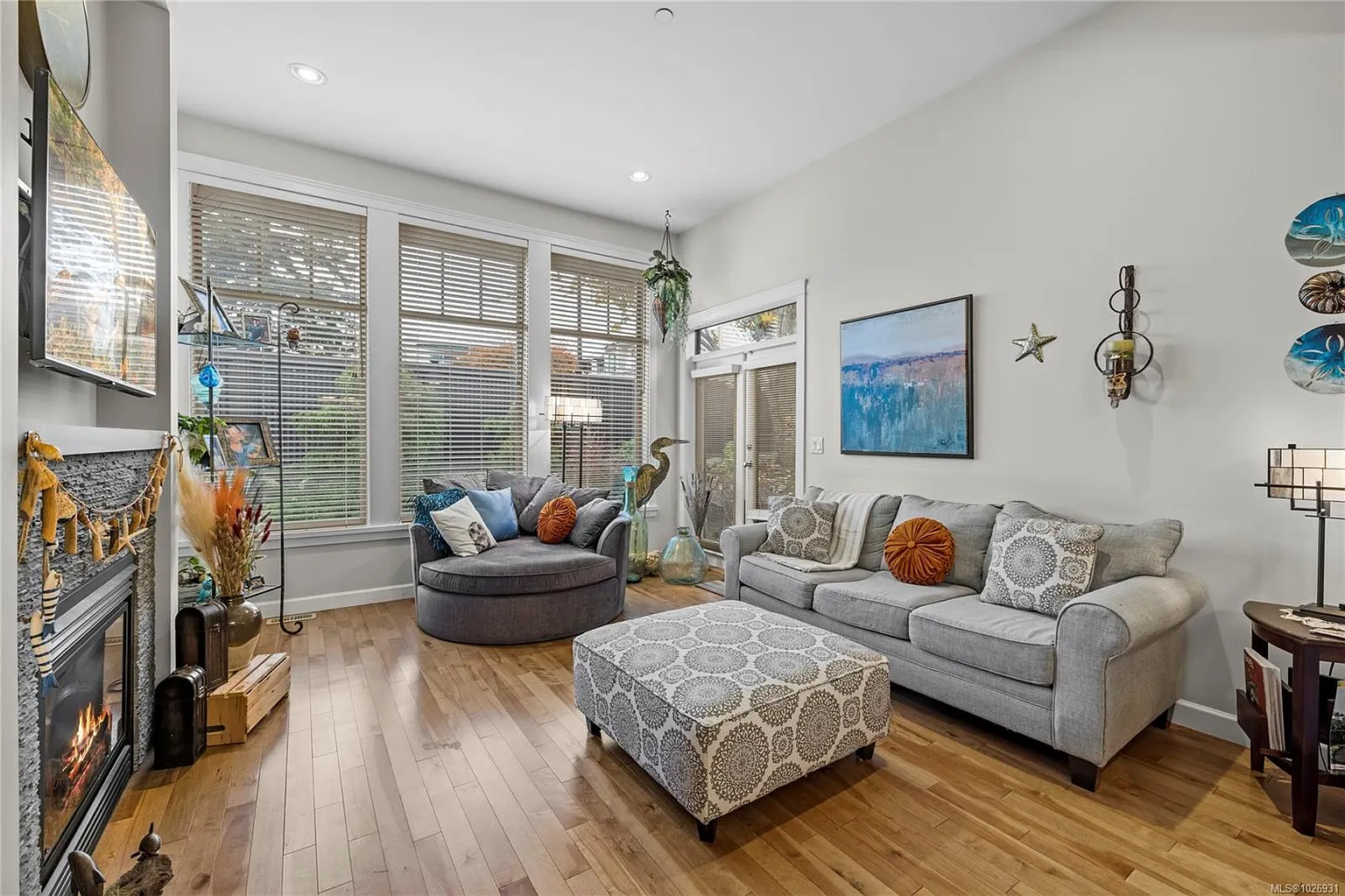 4921 Coral Way Unit 103 photo 1