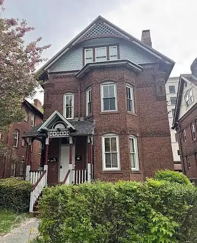 26 Hungerford St #2 Photo 1
