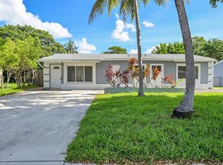 6421 SW 16th St, Pompano Beach, FL 33068
